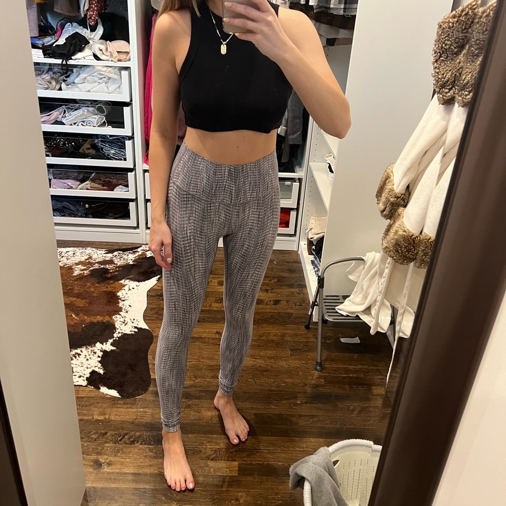 Lululemon leggings - Size 4